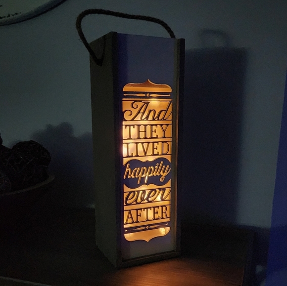 Decorative Wedding Wine Bottle Box – Demdaco Wooden Lanern Keepsake marriage💍🍷 - Picture 15 of 16